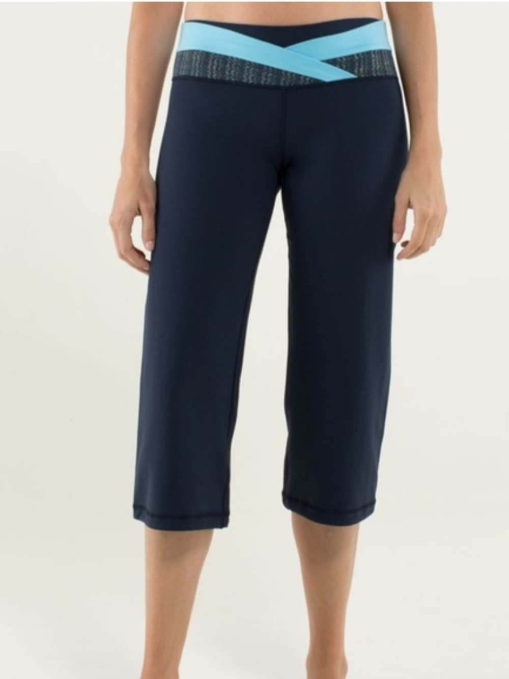 Lululemon Dharana Crop Grey Pants with Striped Waistband - Size M